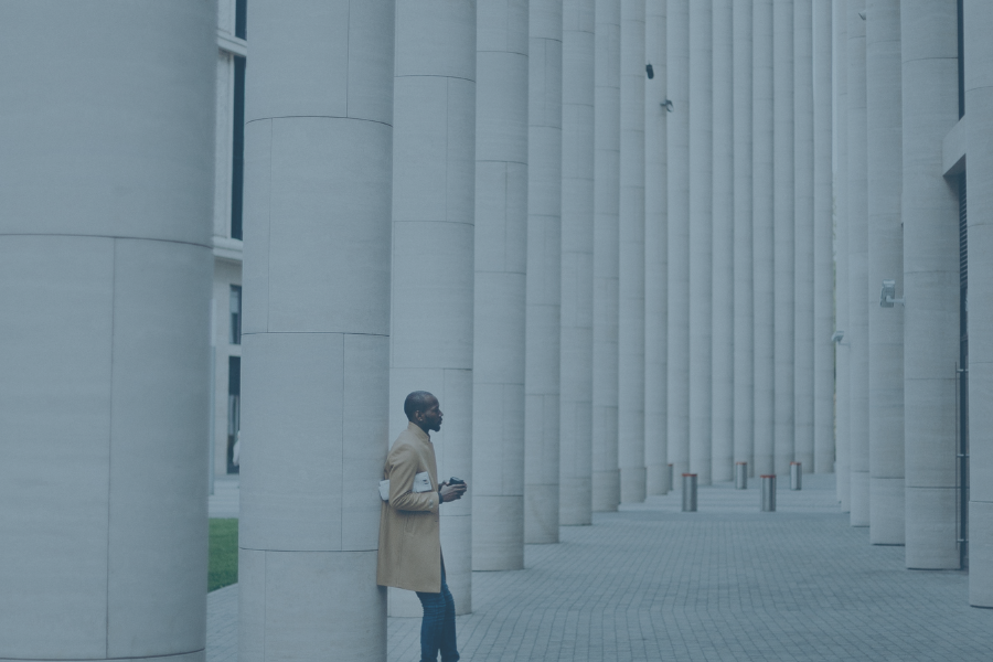 3 Surprising Differences Between and Overcoat and a Top Coat You Need